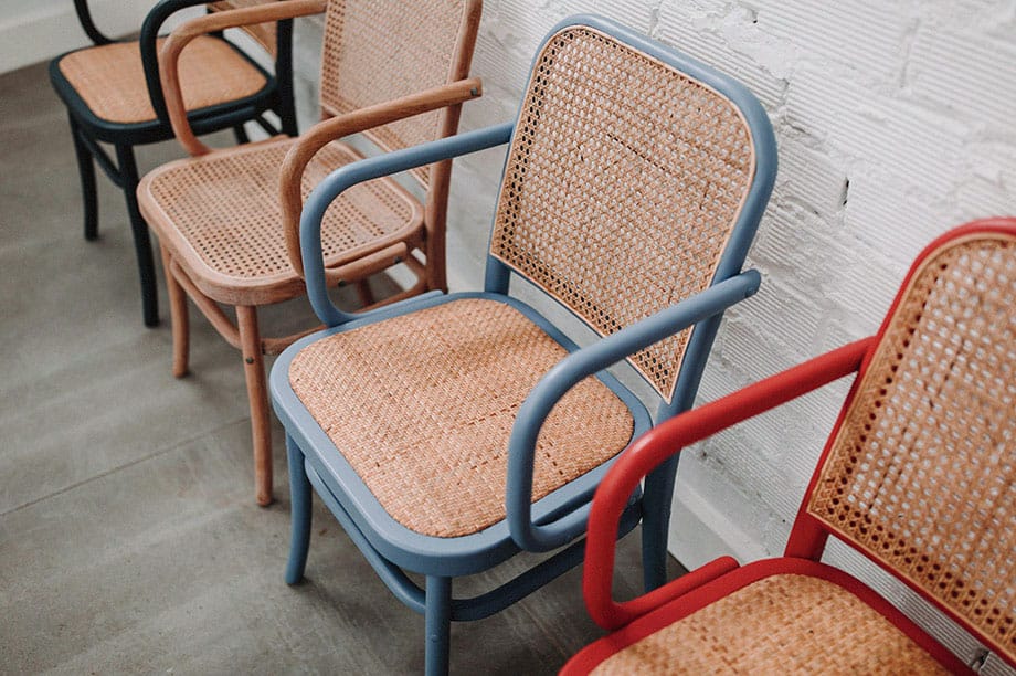 Sorteamos un par de nuestras sillas Louis en Instagram. Si te gusta nuestra silla Louis, una versión inspirada en las sillas Thonet, estás de enhorabuena.