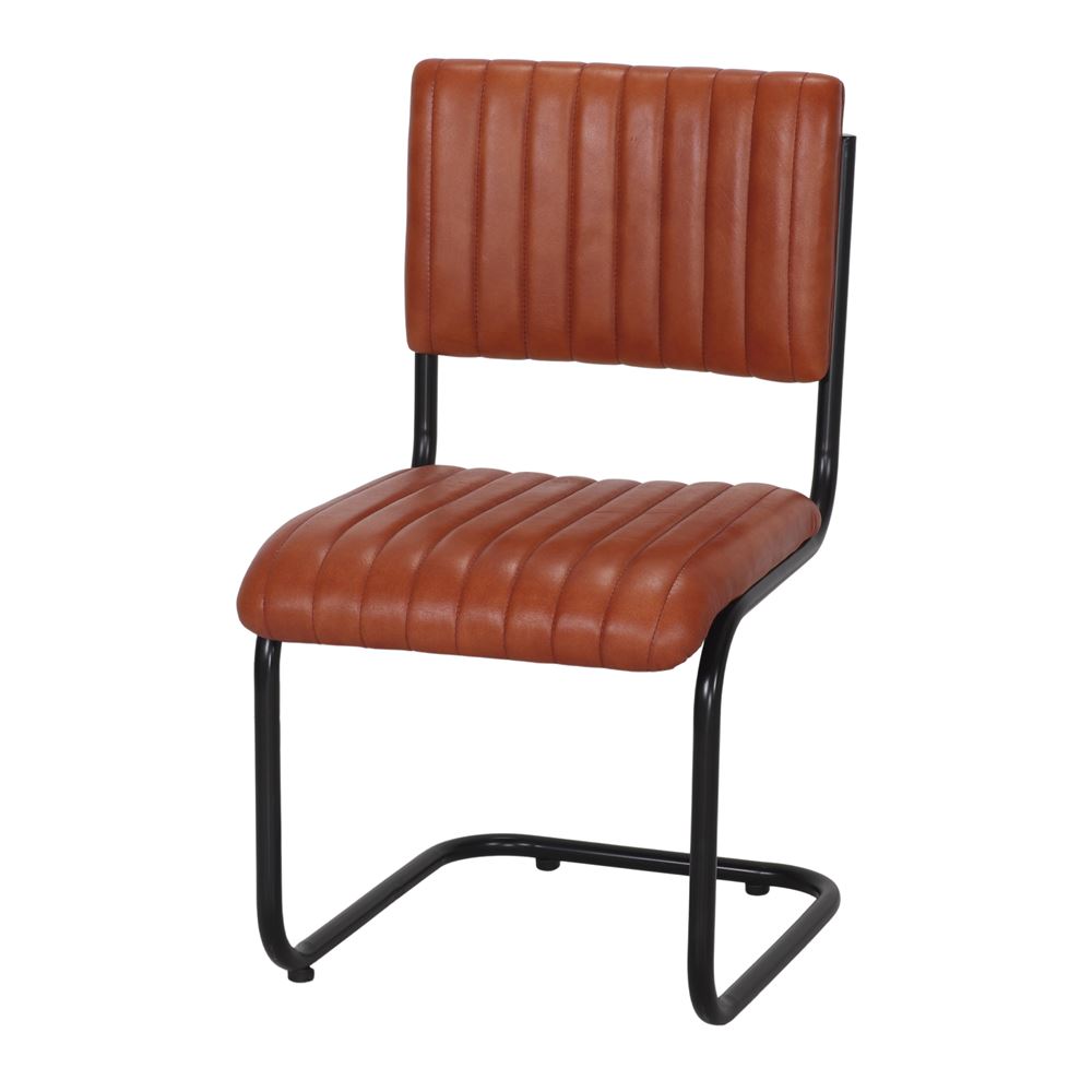 SILLA DE PIEL MOXIES , de estilo Mid Century 1